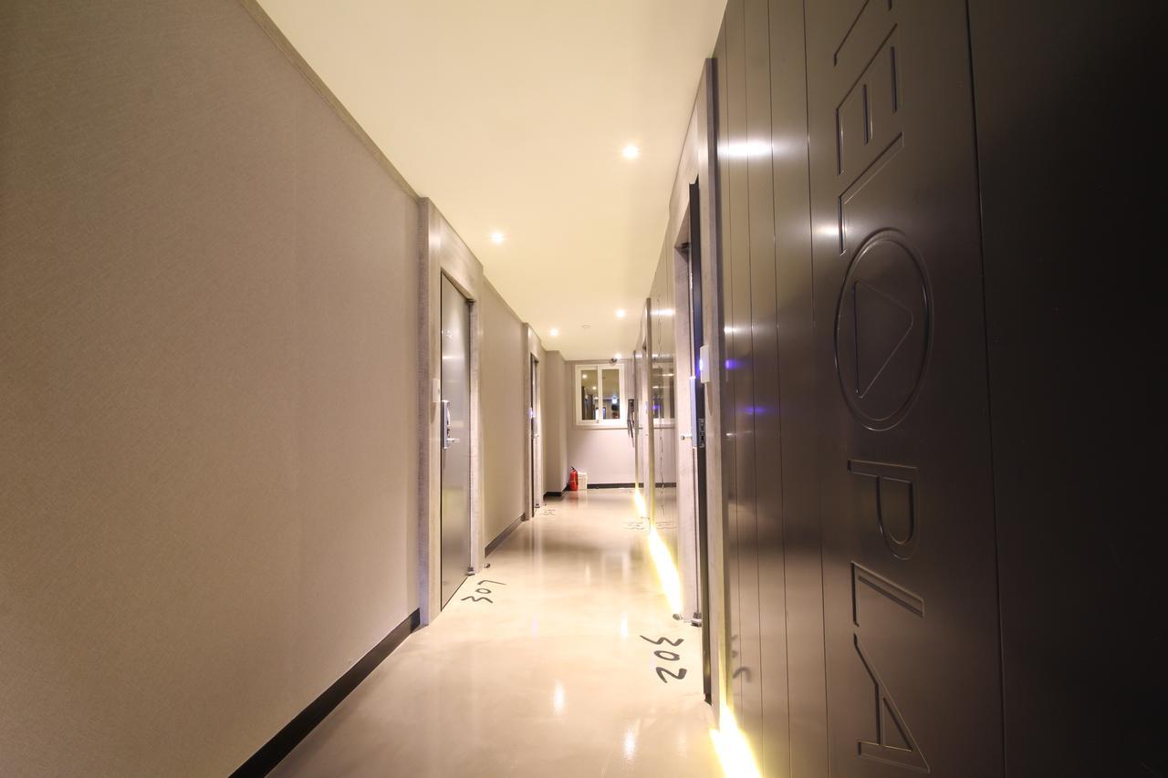 Hotel Play โพฮัง ภายนอก รูปภาพ