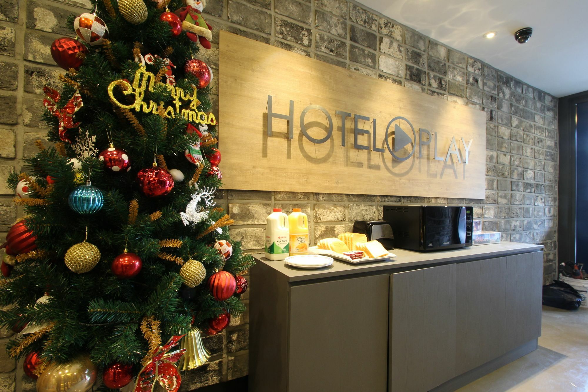 Hotel Play โพฮัง ภายนอก รูปภาพ